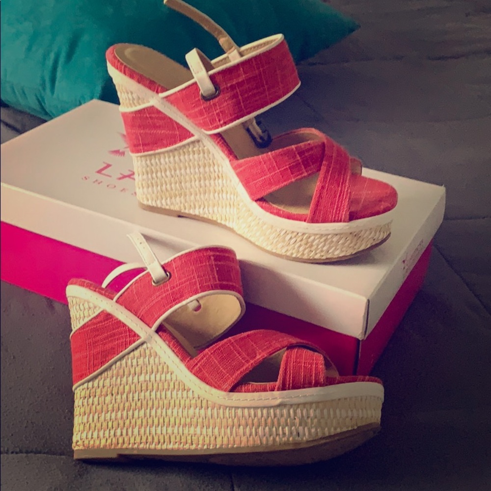 Red and tan wedges size 9